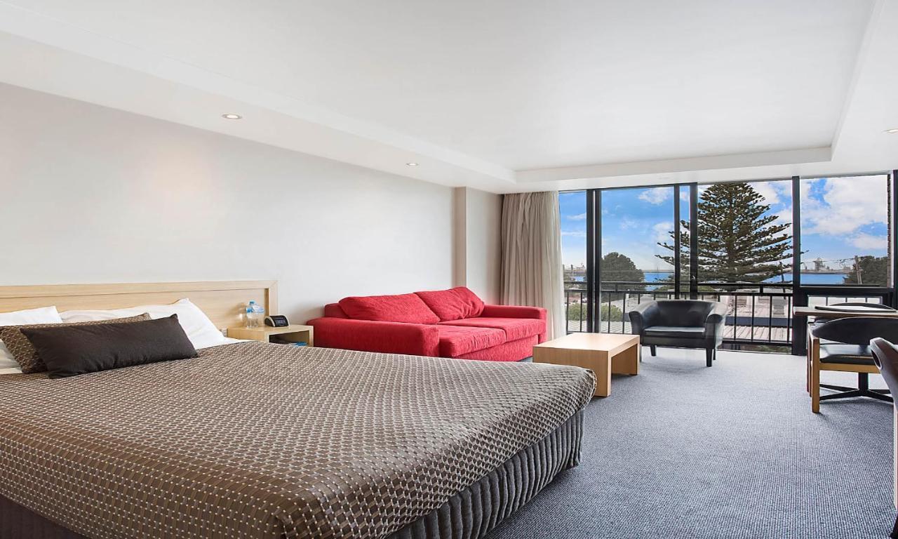 Richmond Henty Hotel Portland Bagian luar foto
