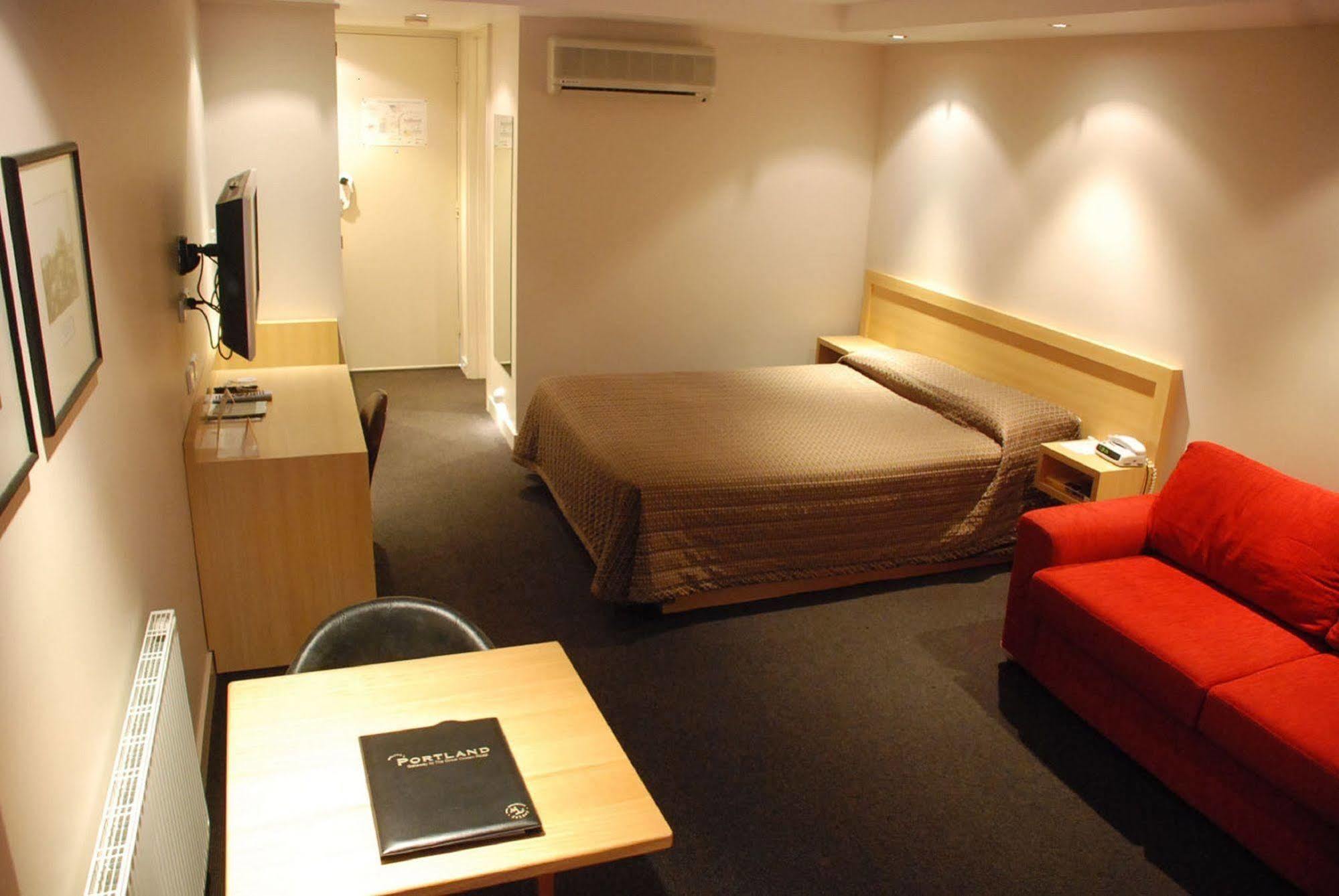 Richmond Henty Hotel Portland Bagian luar foto