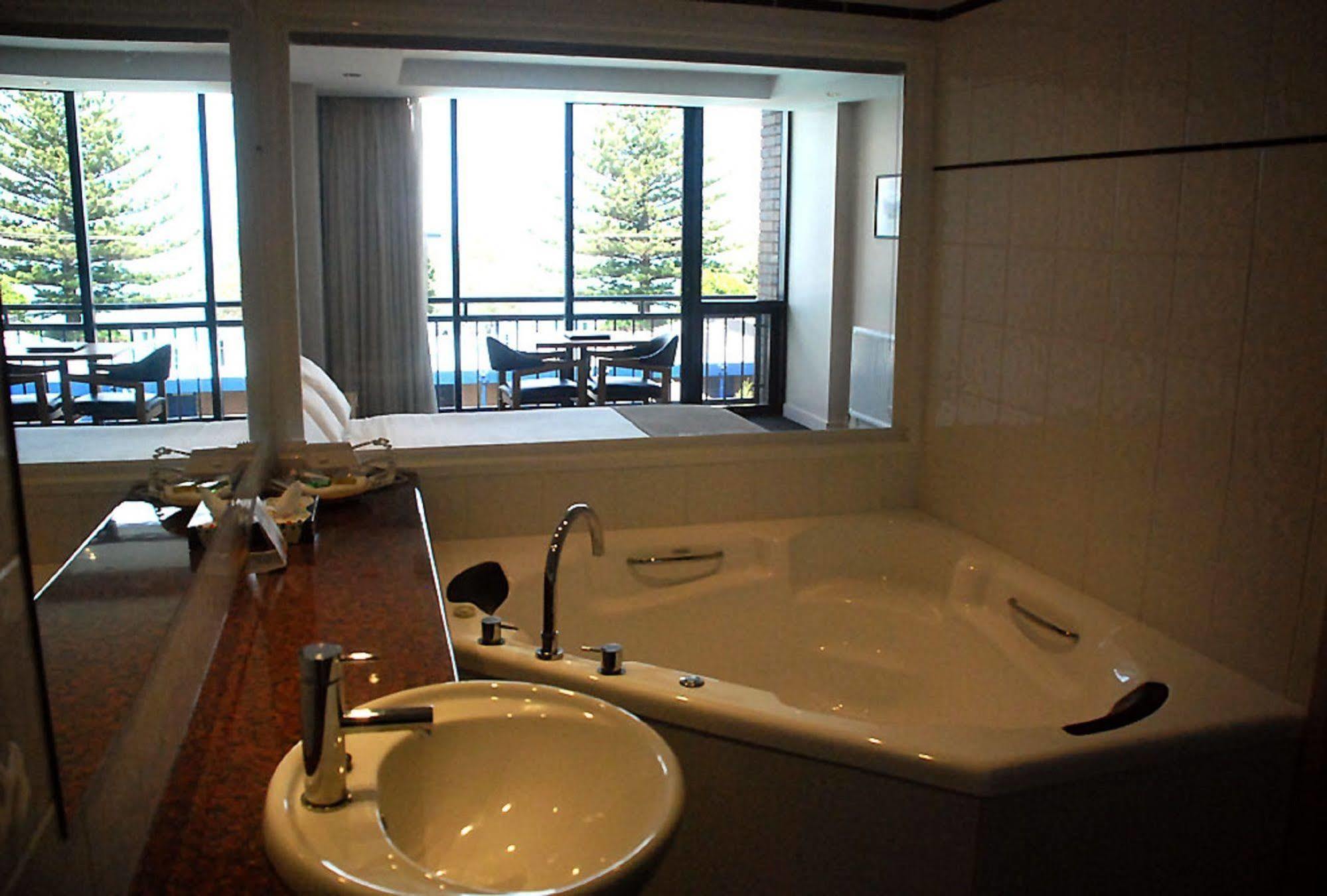 Richmond Henty Hotel Portland Bagian luar foto