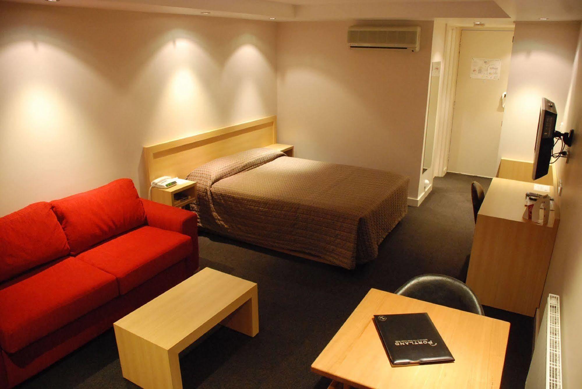 Richmond Henty Hotel Portland Bagian luar foto