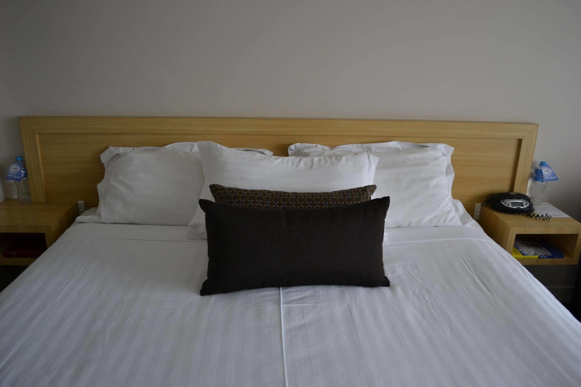 Richmond Henty Hotel Portland Bagian luar foto