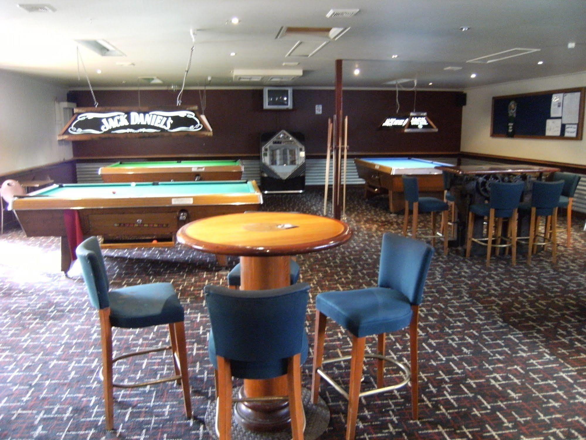 Richmond Henty Hotel Portland Bagian luar foto
